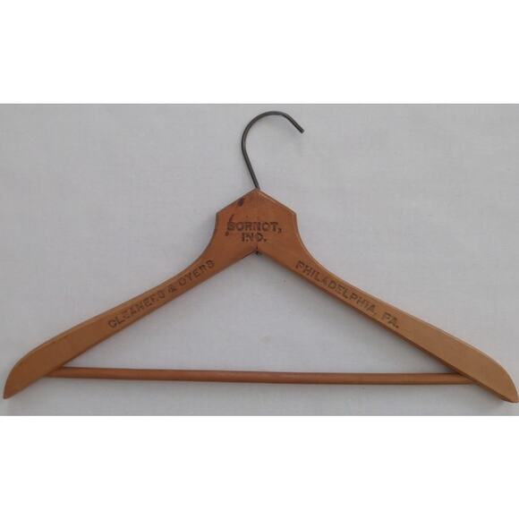 Vintage Wooden Clothes Hanger Bornot, Inc. Cleaners & Dyers Philadelphia PA - Picture 1 of 4